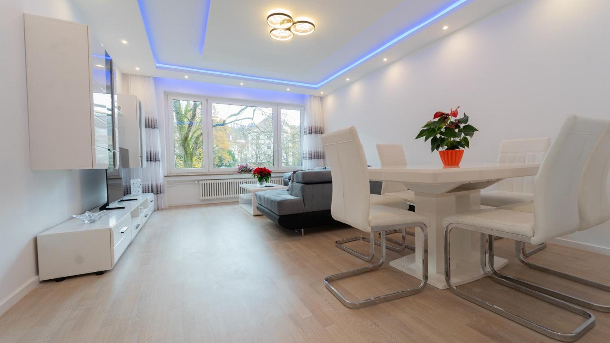 Mega Lux Apartment Esslingen am Neckar Exterior photo